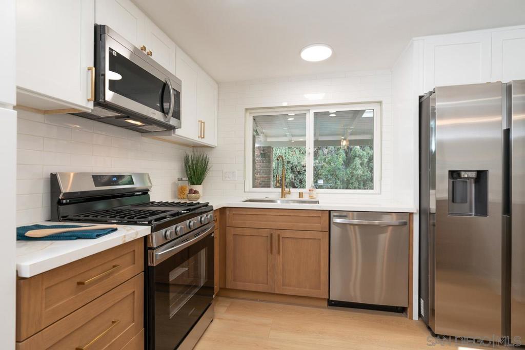 5790 Lone Star Property Photo 3