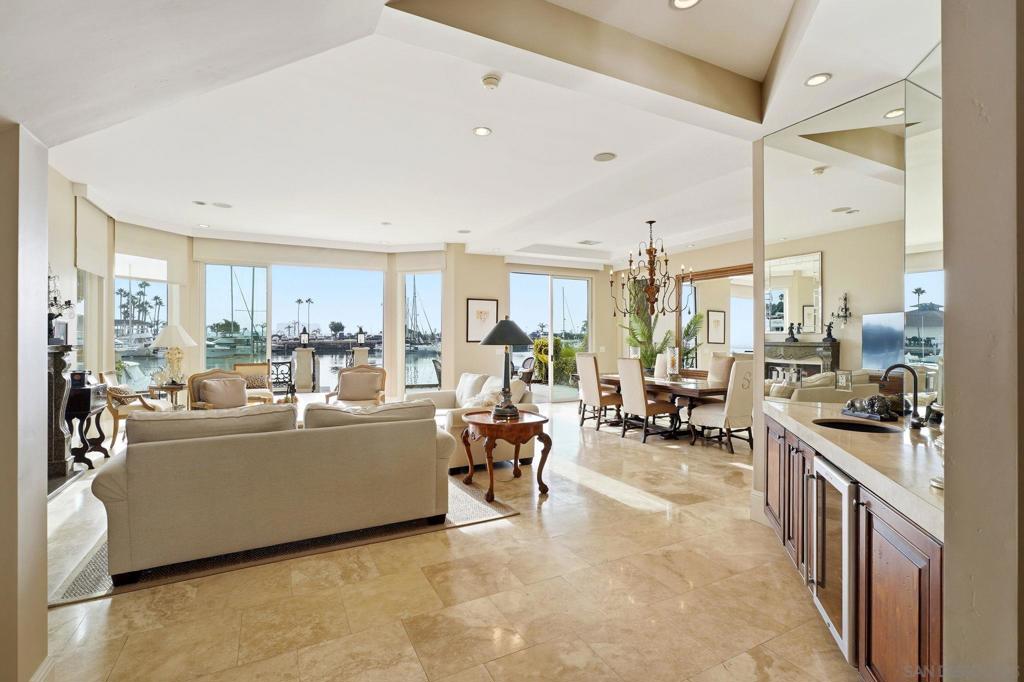 7 Green Turtle Road Property Photo 4
