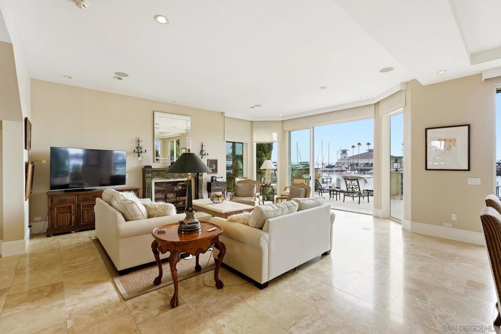7 Green Turtle Road Property Photo 6