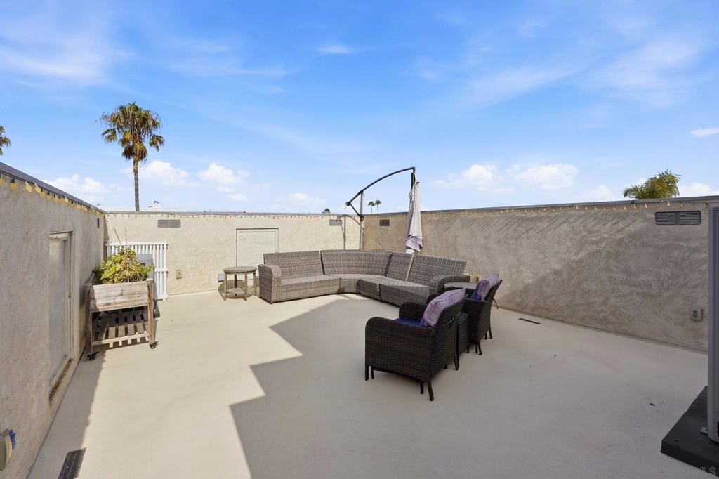 7 Green Turtle Road Property Photo 65