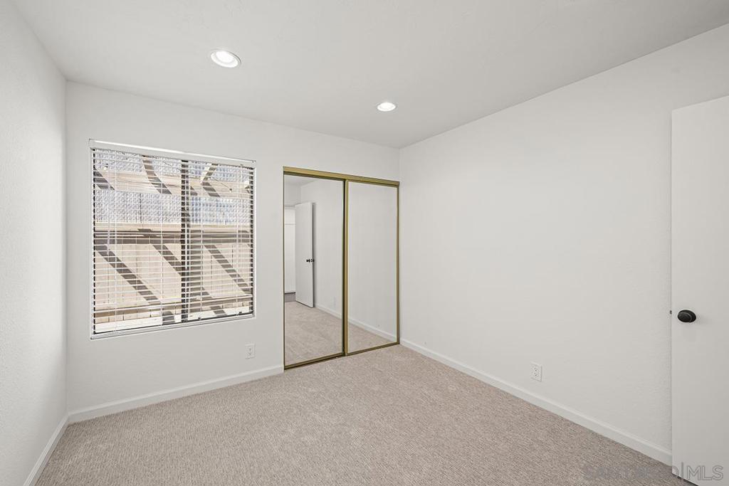 9903 Aviary Dr Property Photo 33