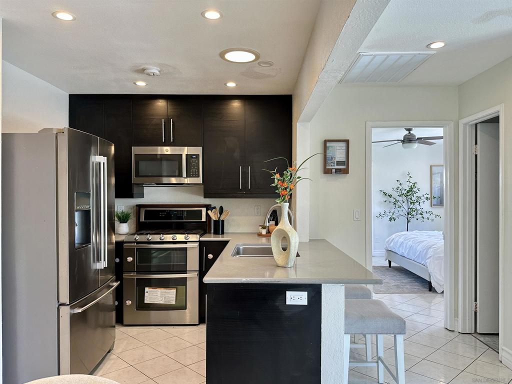 8665 Hillery Property Photo 9