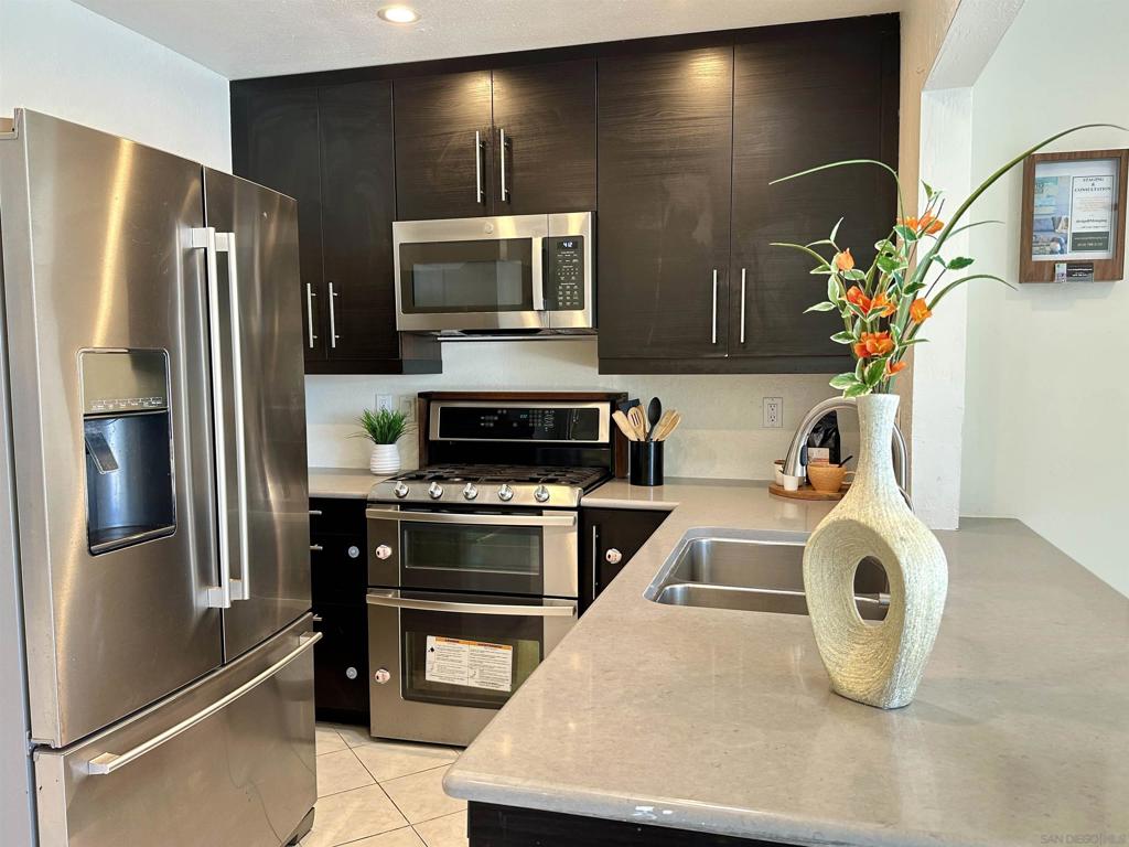 8665 Hillery Property Photo 11