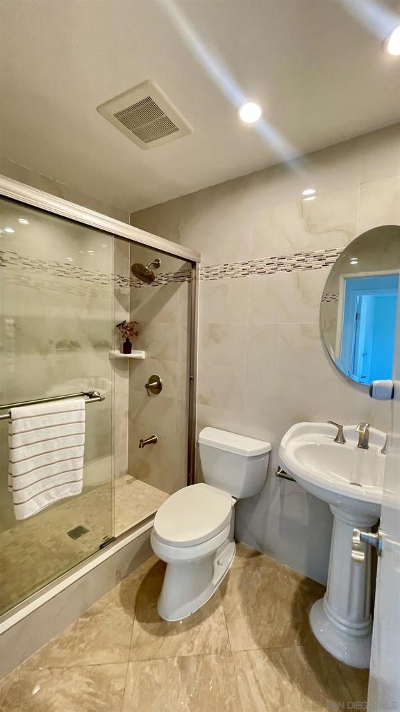 8665 Hillery Property Photo 17