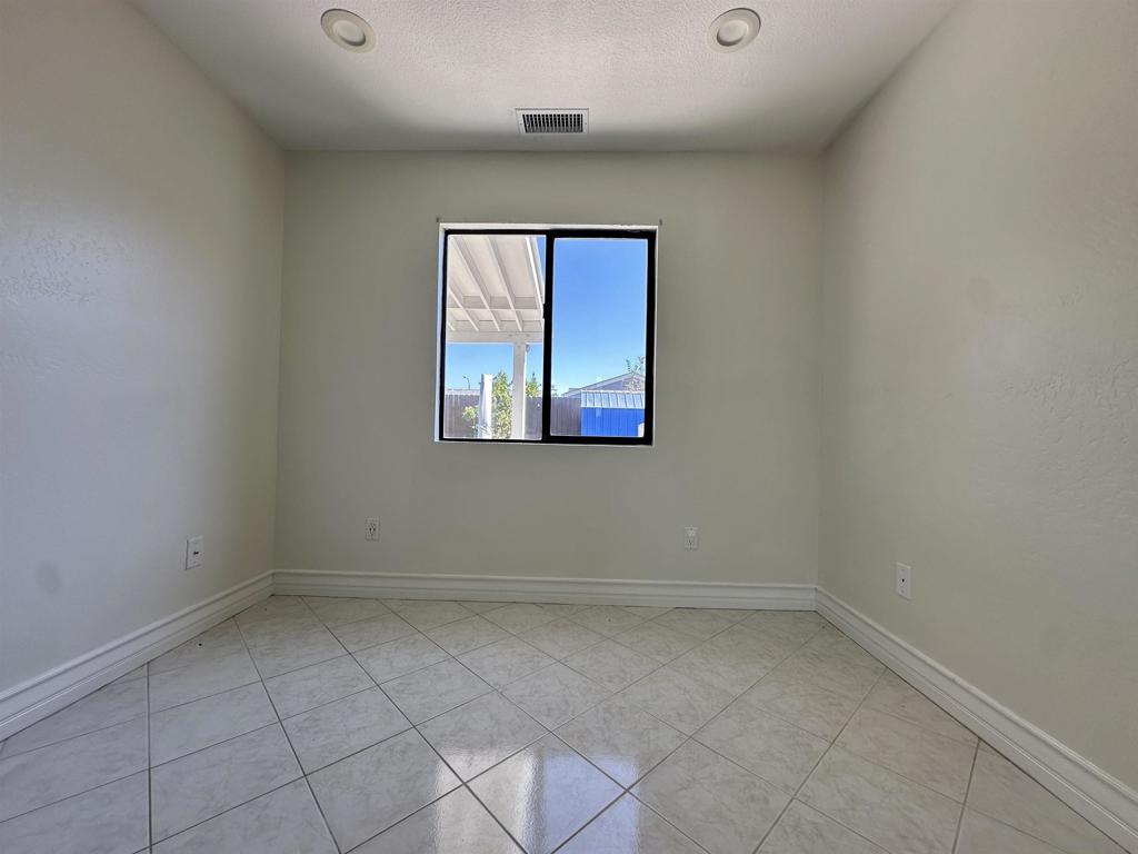 8665 Hillery Property Photo 19