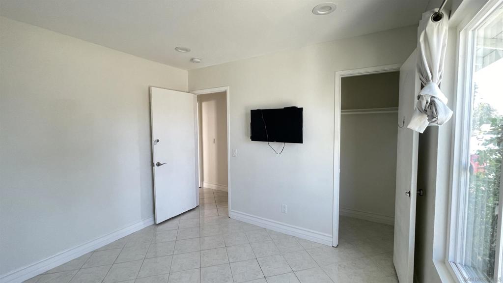8665 Hillery Property Photo 20