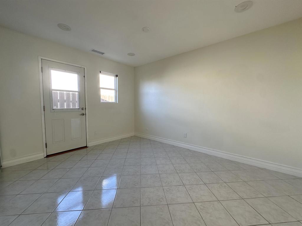 8665 Hillery Property Photo 21