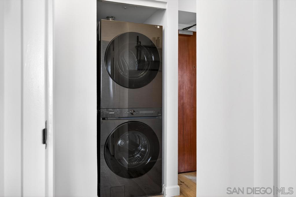 500 W Harbor 619 Property Photo 28