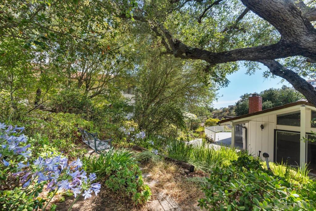 9817 Sage Hill Property Photo 19