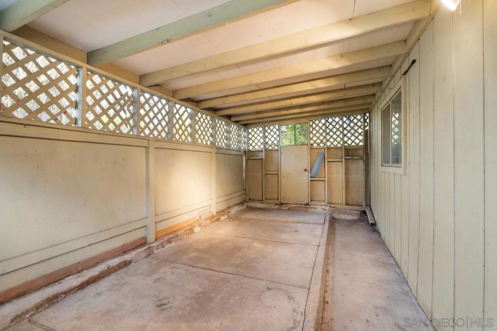 9817 Sage Hill Property Photo 31