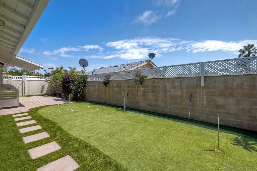 1011 13 Knowles Ave Property Photo 15