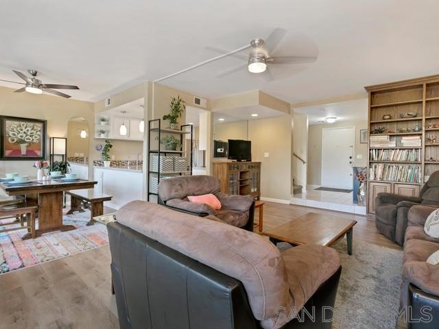 2376 Caringa Way G Property Photo 11