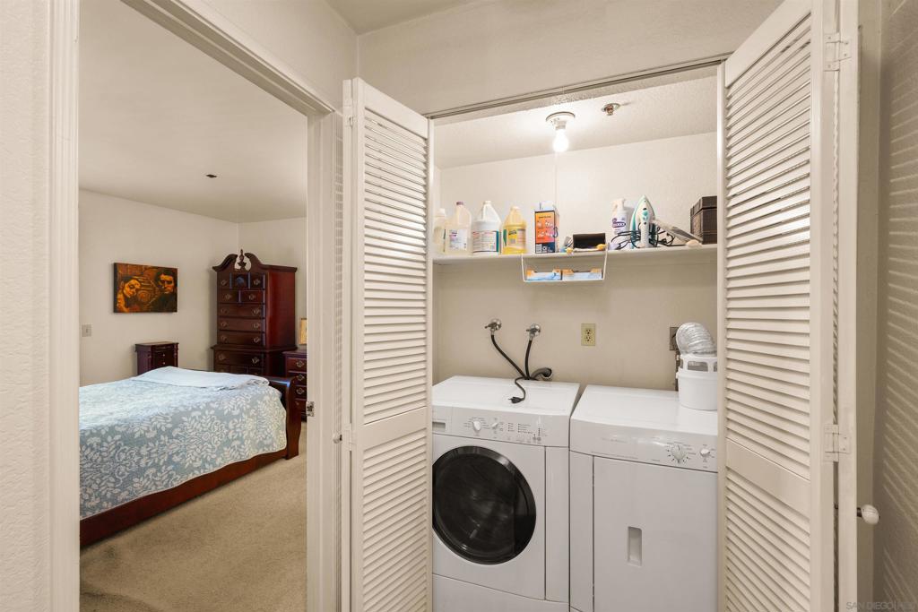 5649 Lake Park 102 Property Photo 29