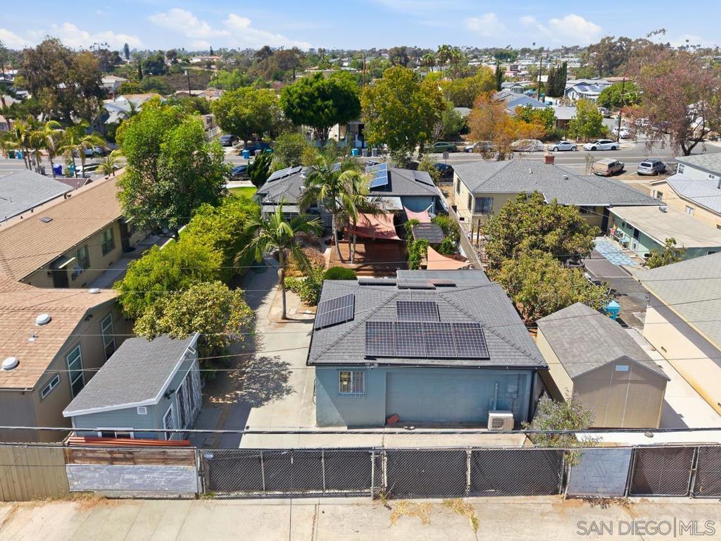 4253 Poplar Property Photo 35