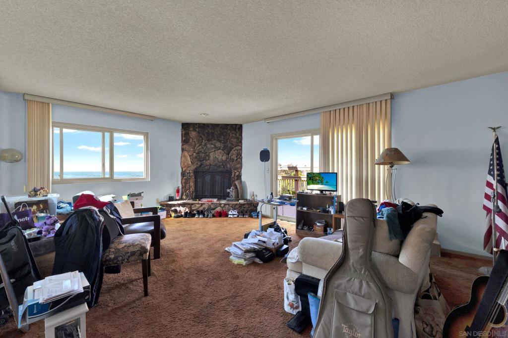 1659 Portola Ave Property Photo 6