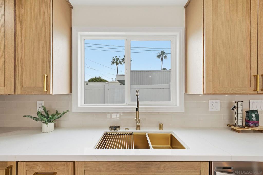 1224 Louden Property Photo 8