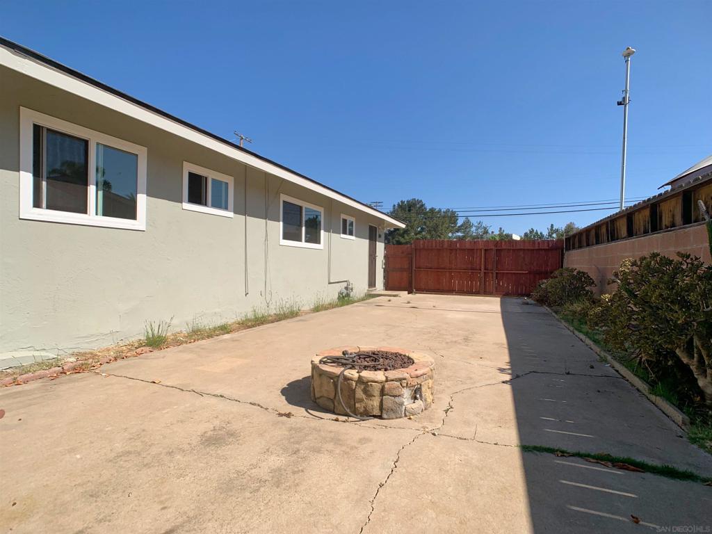 7731 Mockingbird Dr Property Photo 8