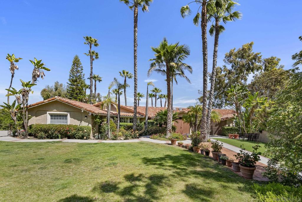 6518 Monte Fuego Property Photo 4