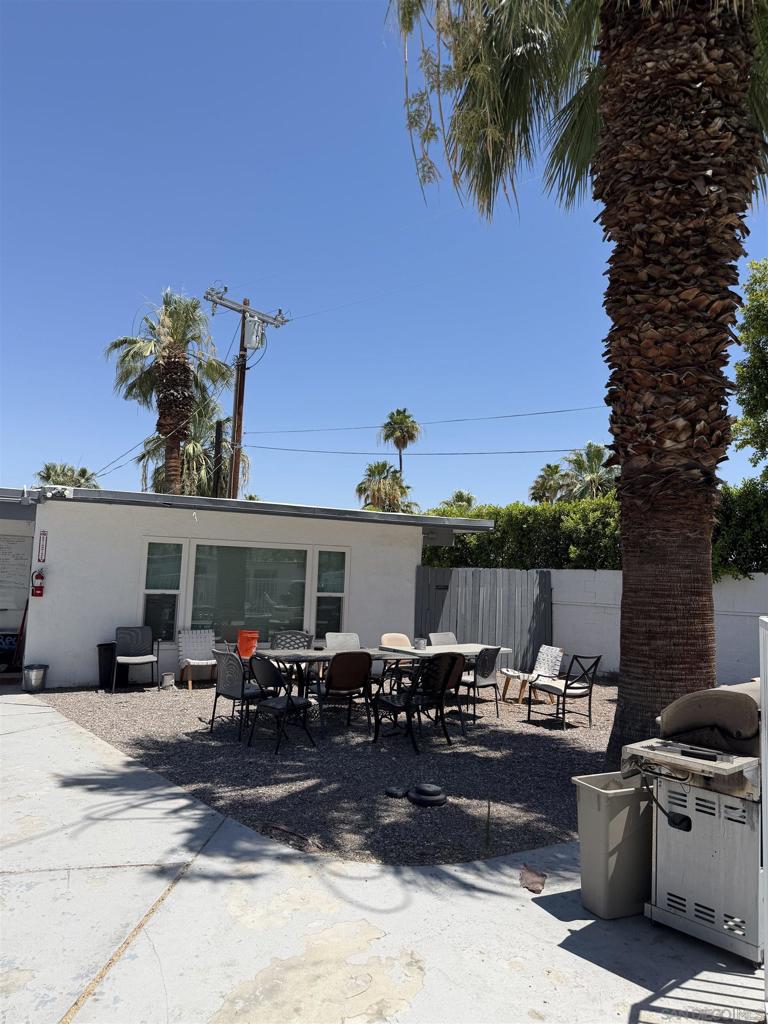 1733 E Amado Property Photo 4