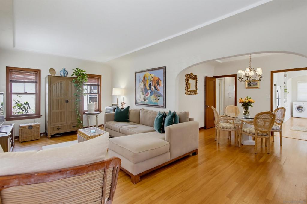 4511 Maryland St. Property Photo 6