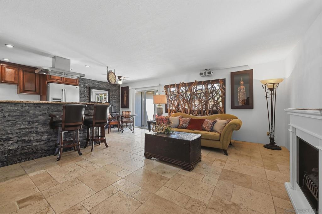 7061 Appian Dr B Property Photo 3