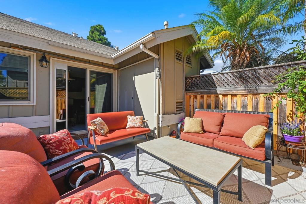 7061 Appian Dr B Property Photo 25