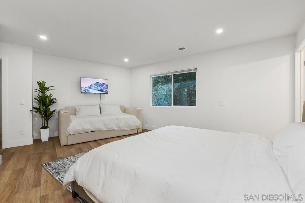 1112 Starview Dr Property Photo 31