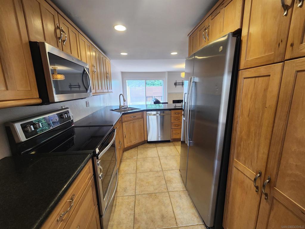 8730 Caminito Sueno Property Photo 10