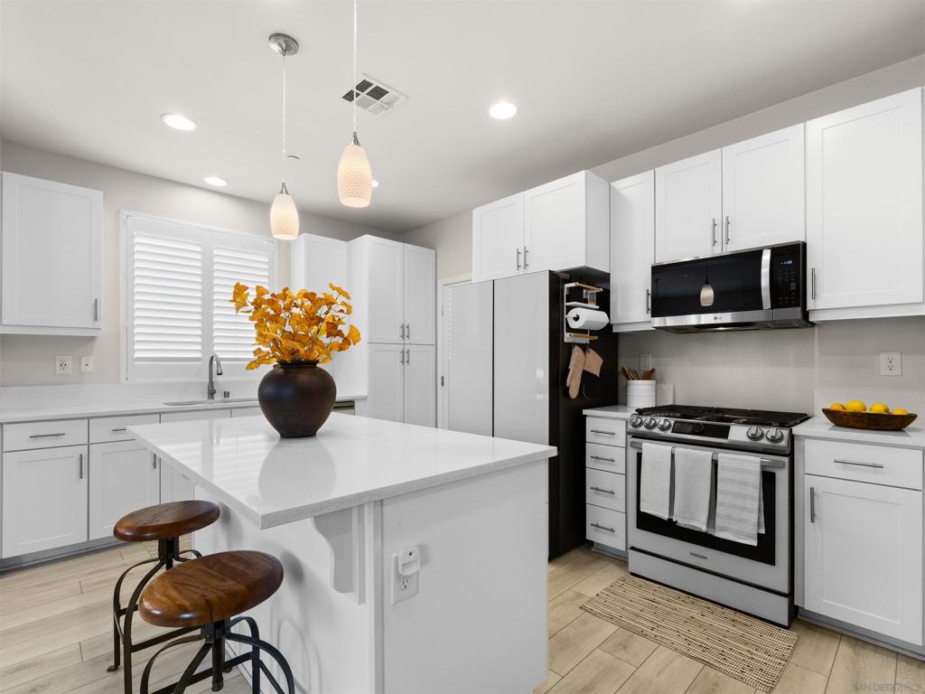 1323 Keck Property Photo 6