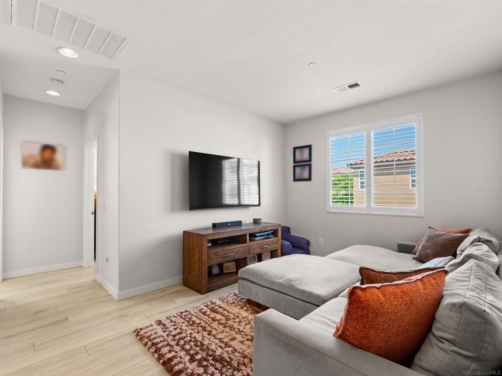 1323 Keck Property Photo 16