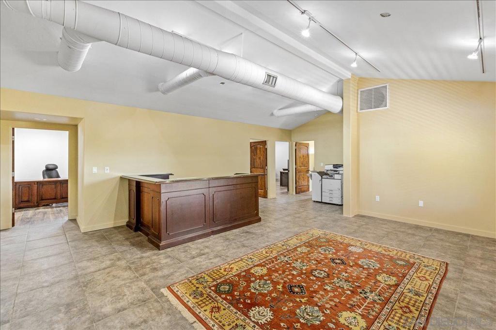 5461 Rainbow Creek Property Photo 7