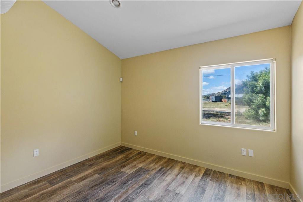 5461 Rainbow Creek Property Photo 12