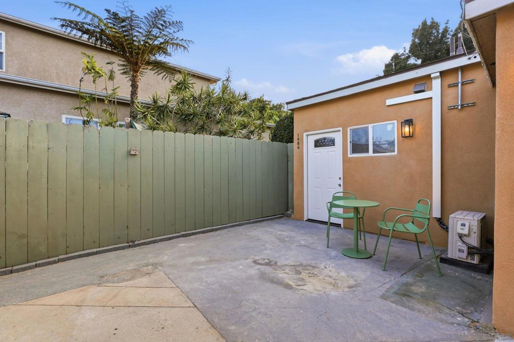 1988 Catalina A, B, C Property Photo 20