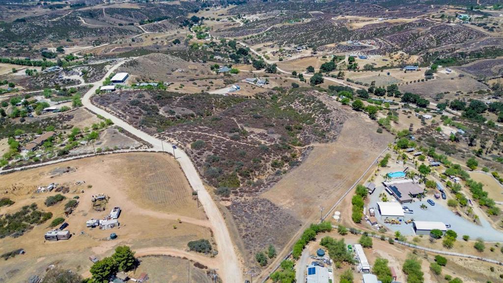 15 Calle Segovia Property Photo 4