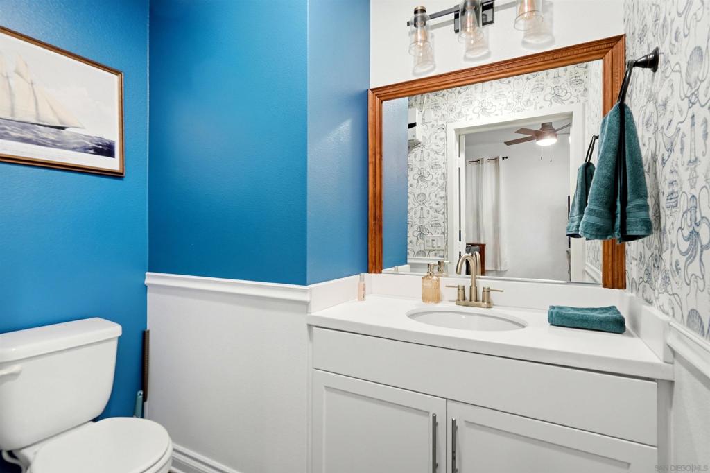 325 Royal Gln 608 Property Photo 6