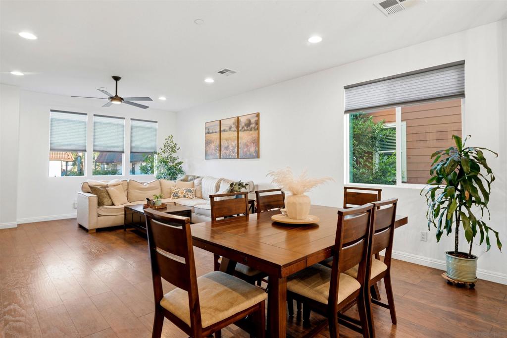 325 Royal Gln 608 Property Photo 13