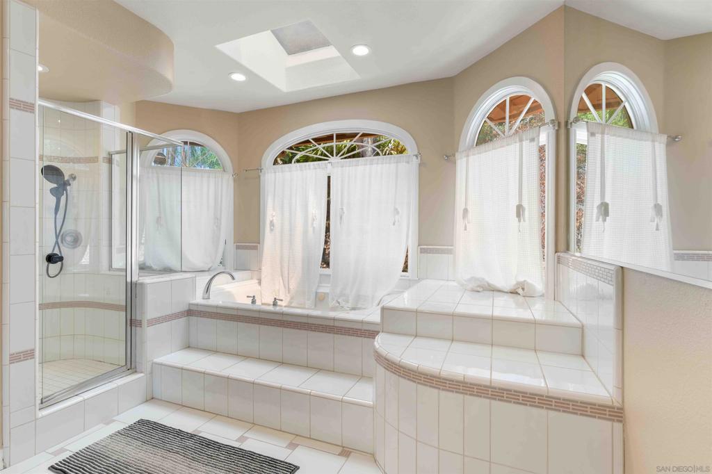 2369 Vern Dr Property Photo 16
