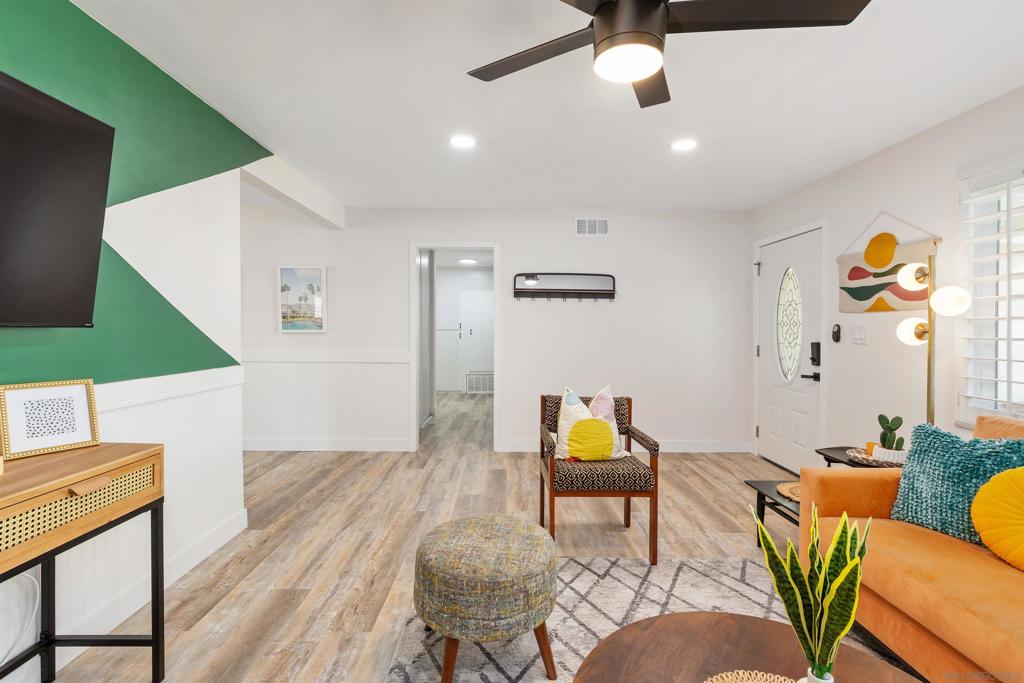 3245 Carolyn Dr Property Photo 4