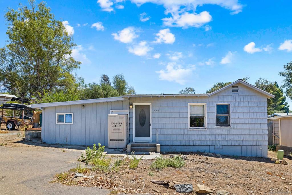 2560 Alpine Blvd Property Photo 12
