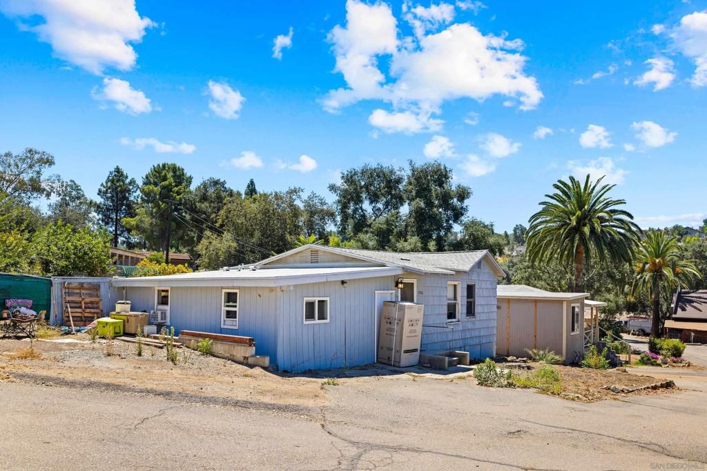 2560 Alpine Blvd Property Photo 13