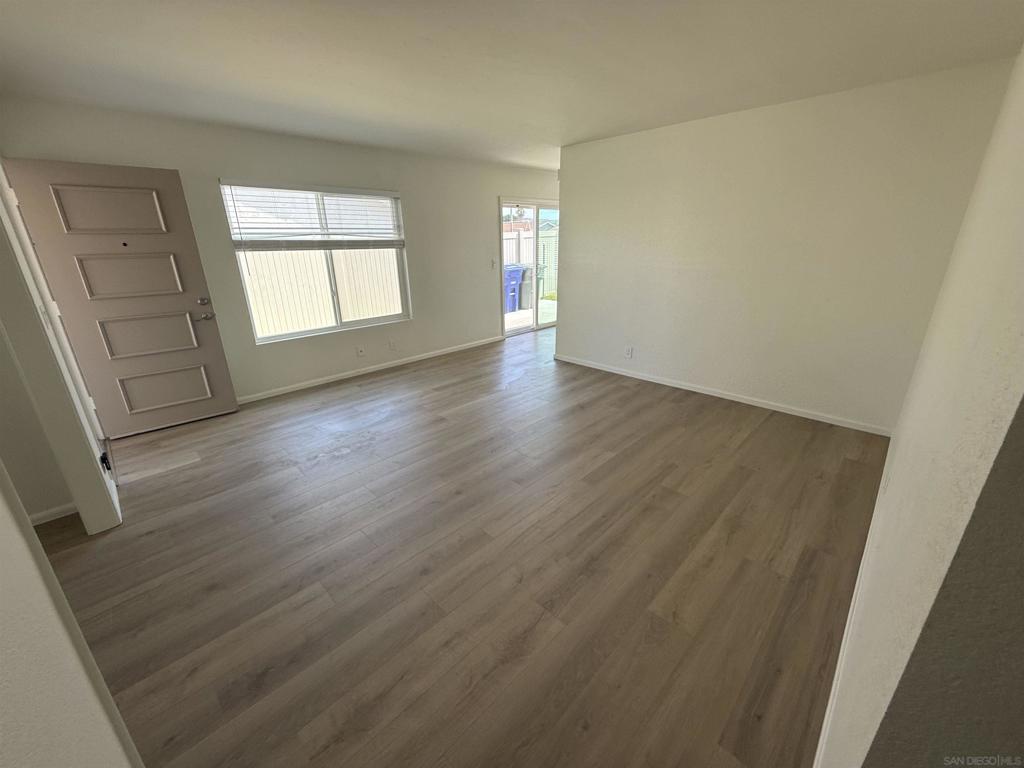 10955 Via Abaca Property Photo 8