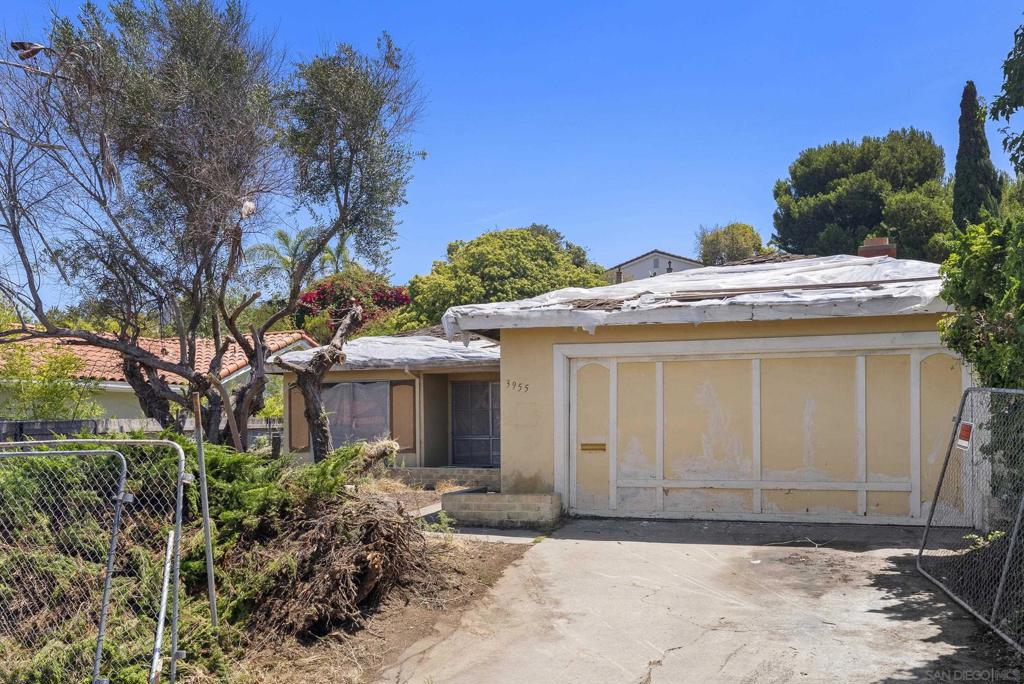 3955 Mount Albertine Way Property Photo 1