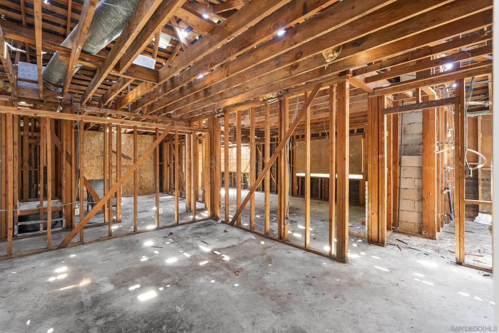 3955 Mount Albertine Way Property Photo 10