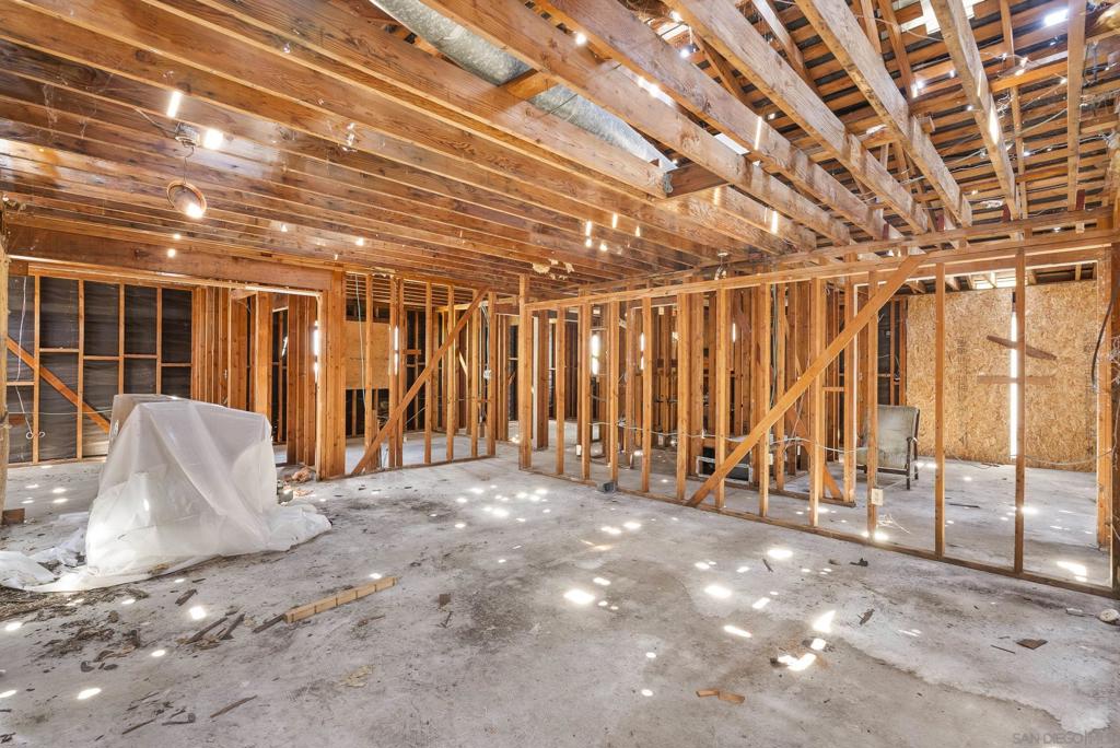 3955 Mount Albertine Way Property Photo 11