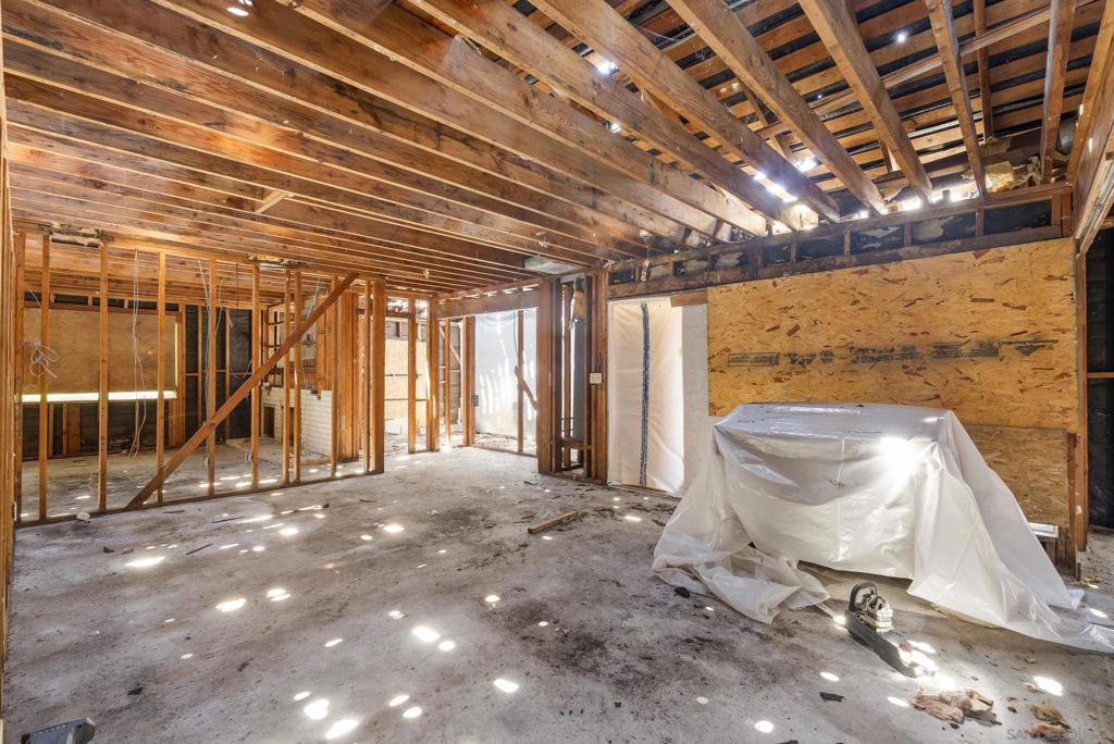 3955 Mount Albertine Way Property Photo 12