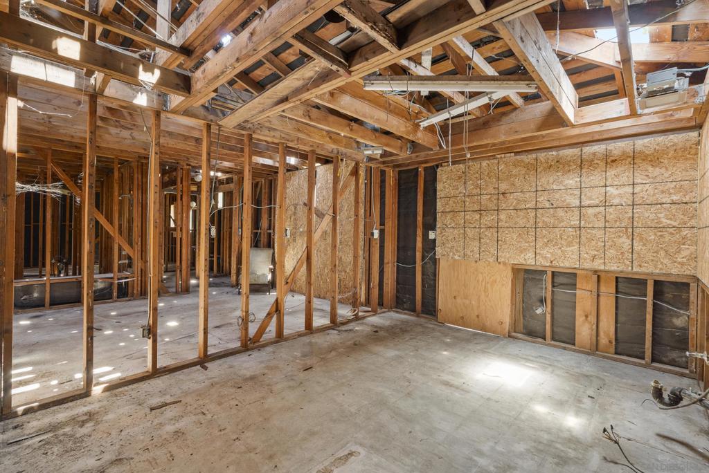3955 Mount Albertine Way Property Photo 32