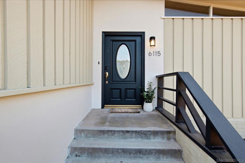 6115 Carling Way Property Photo 4