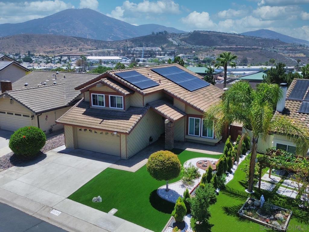 10295 Moorpark Property Photo