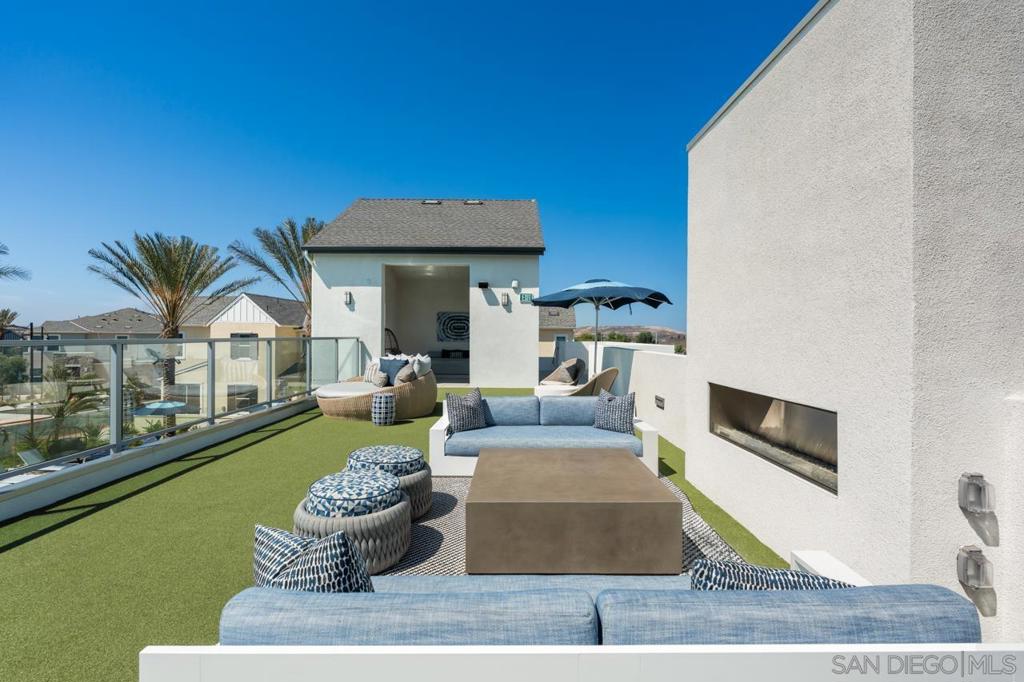 2040 Paseo Belluno 3 Property Photo 14