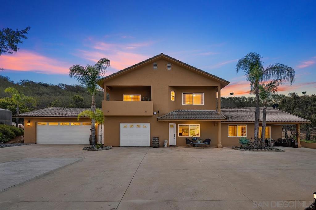 13044 Yerba Valley Way Property Photo 4